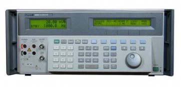 Электрический калибратор Fluke 5700A/5720A