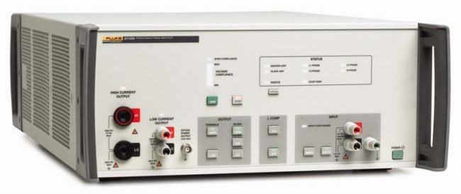 Электрический калибратор Fluke 52120A