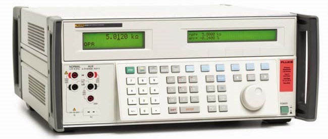 Многофункциональный калибратор Fluke 5502E
